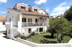 Frana-ugodan apartman u blizini stare jezgre grada
